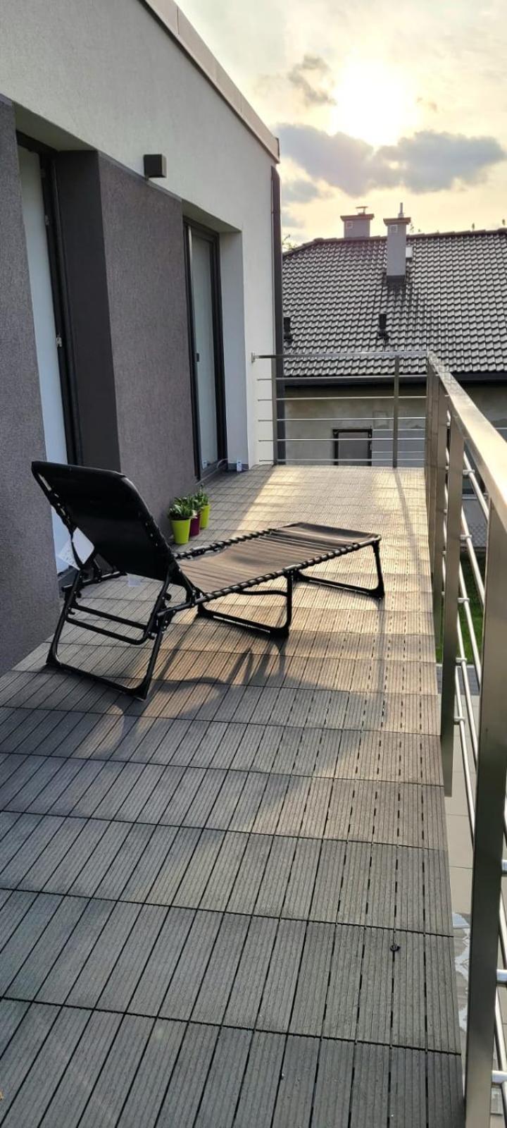 Bast 17 Dom Duzy Parking , Mandoria , Ptak , 2 Sypialnie Lub 1 Sypialnia, Taras , Autostrada A1, Kalinowskiego 17E Wifi Łódź Kültér fotó